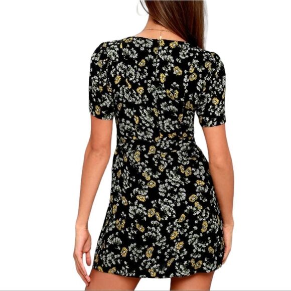 FREE PEOPLE Jinx Black Floral Print Tie-Front Romper - Picture 7 of 11